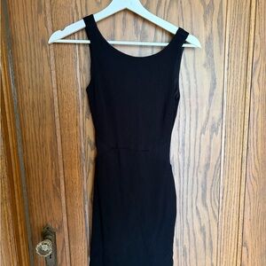Elegant Black Sleeveless Dress